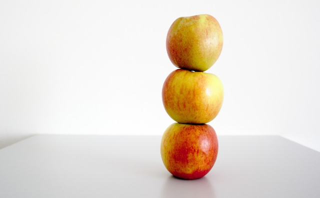 stack-of-apples.jpg